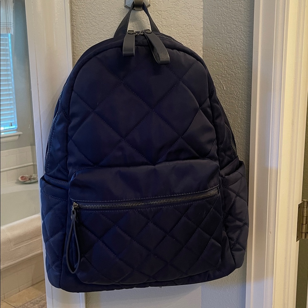 Sol and Selene Motivator Backpack Navy. Many Pockets 13.7x 9.75"x 18" Stylish!